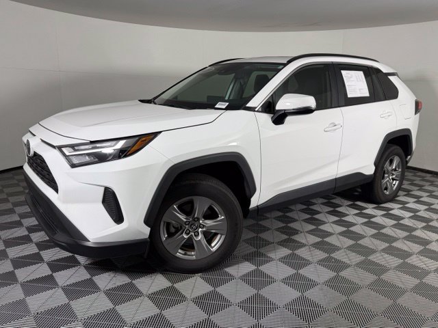 Used 2023 Toyota RAV4 XLE w/ Convenience Package FWD image 1