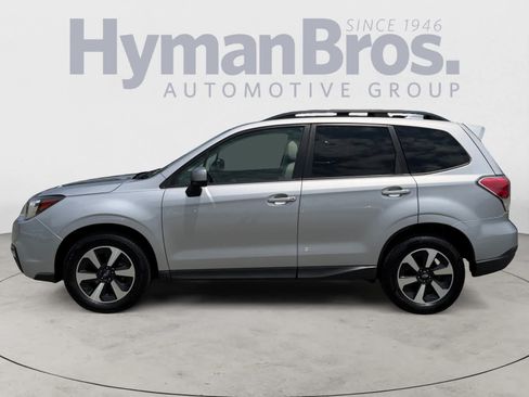 Used 2018 Subaru Forester 2.5i Premium AWD/4WD image 7