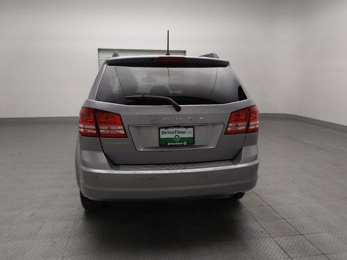 Used 2020 Dodge Journey SE FWD image 6