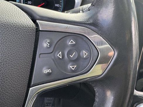 Used 2019 Chevrolet Traverse RS image 18