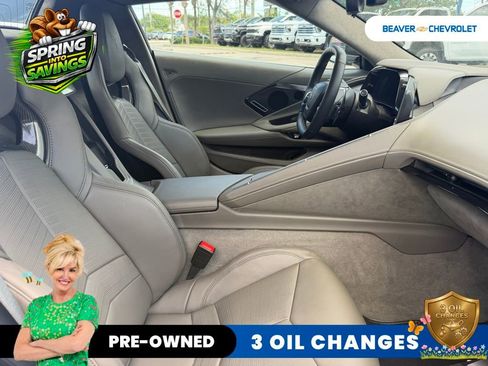 Used 2025 Chevrolet Corvette Stingray Premium Conv w/ Z51 Performance Package RWD image 11