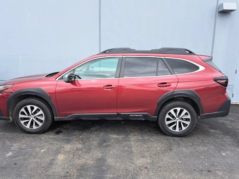 Used 2024 Subaru Outback Premium AWD/4WD image 1