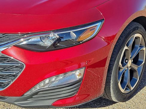 Used 2024 Chevrolet Malibu LT image 10