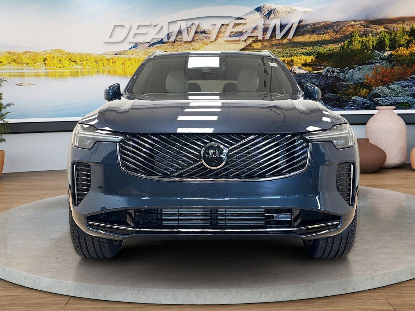 New 2026 Volvo XC90 T8 Plus w/ Protection Package AWD/4WD image 8