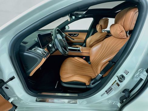 Certified 2022 Mercedes-Benz S 500 4MATIC image 23