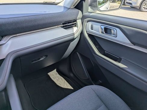Certified 2026 Ford Explorer Active RWD image 18