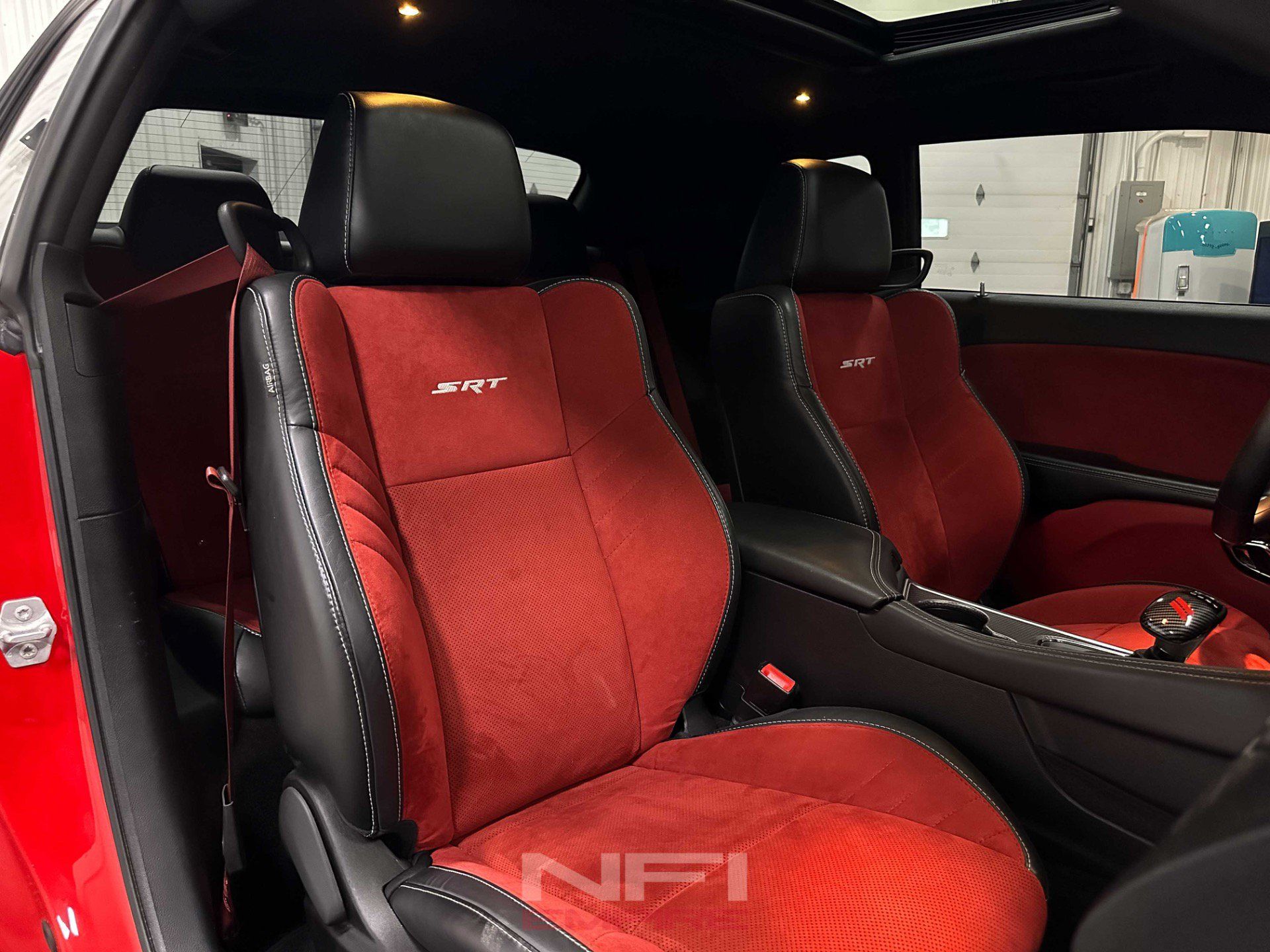 Used 2016 Dodge Challenger SRT Hellcat RWD image 35