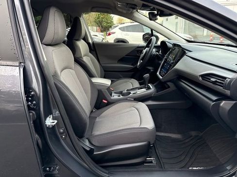 Used 2024 Subaru Crosstrek 2.0i Premium image 9