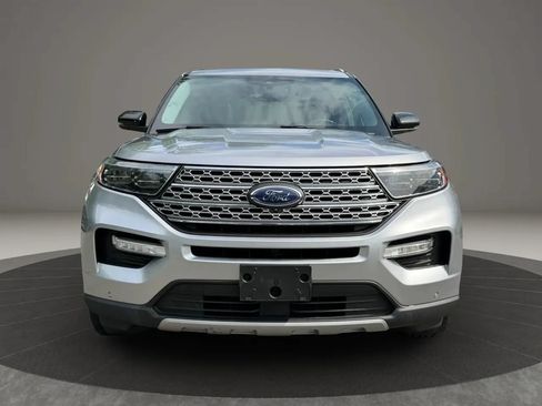 Used 2021 Ford Explorer Limited w/ Hybrid Equipment Group 310A AWD/4WD image 2