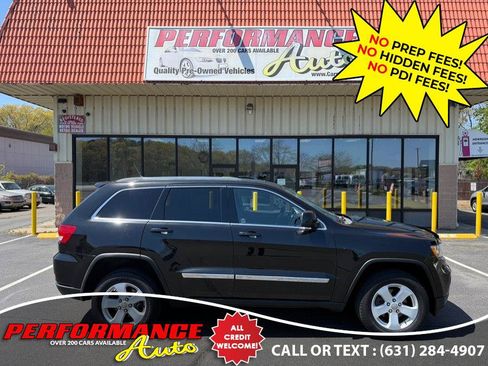 Used 2013 Jeep Grand Cherokee Laredo AWD/4WD image 2
