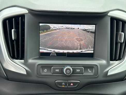 Used 2024 GMC Terrain SLE FWD image 22