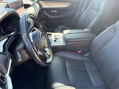 Used 2024 MAZDA CX-90 3.3 Turbo w/ Preferred Plus image 22