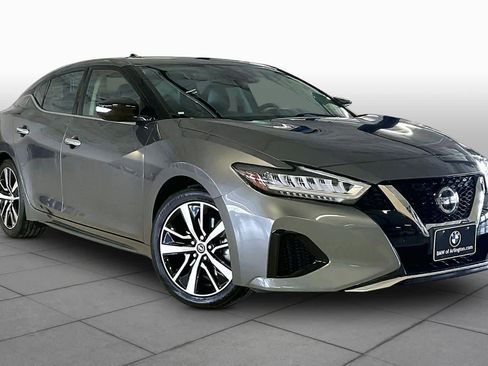 Used 2021 Nissan Maxima 3.5 SV w/ Floor Mat Group FWD image 2