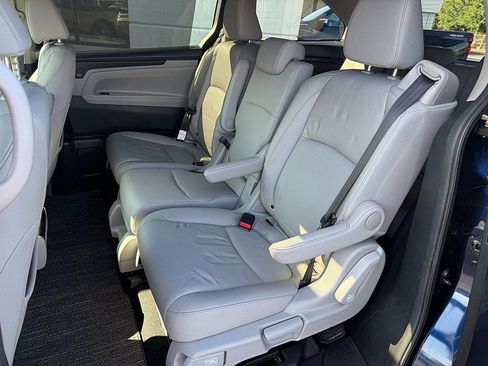 Used 2024 Honda Odyssey EX-L image 14