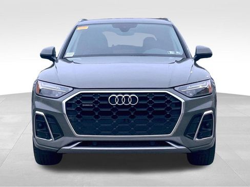 Certified 2023 Audi Q5 2.0T Premium w/ Convenience Package image 3