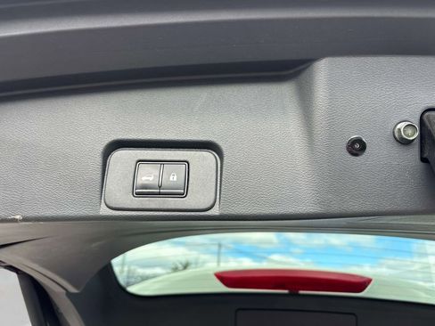 Certified 2023 Nissan Rogue SL image 14