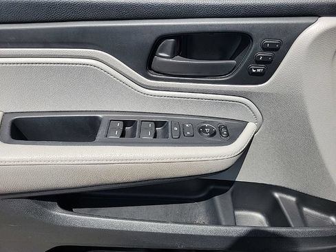 Used 2018 Honda Odyssey EX-L image 13