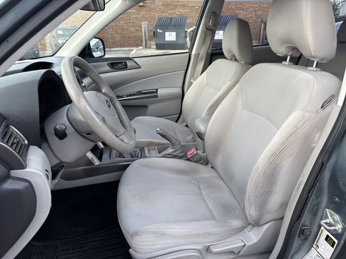 Used 2011 Subaru Forester 2.5X w/ Alloy Wheel Value Pkg AWD/4WD image 10