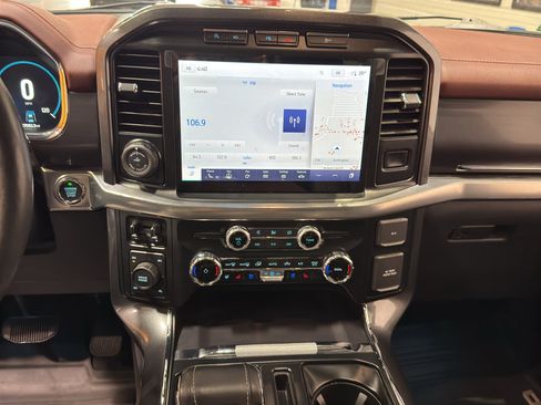 Used 2023 Ford F150 Lariat w/ Equipment Group 502A High image 30