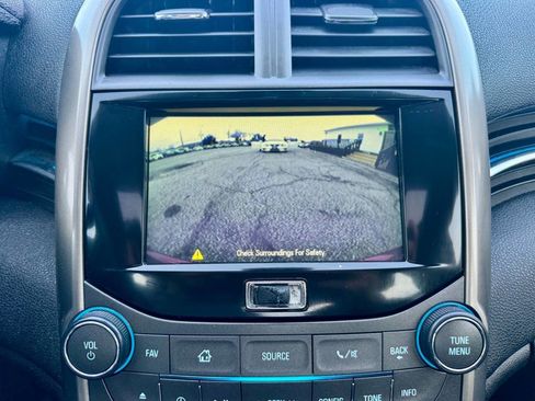 Used 2013 Chevrolet Malibu LT image 14