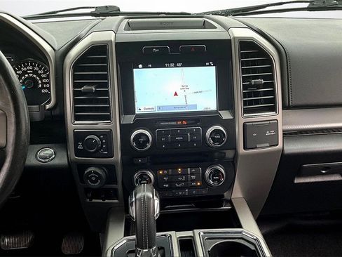 Used 2017 Ford F150 Lariat w/ Equipment Group 502A Luxury image 9