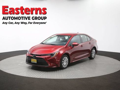 Used 2025 Toyota Corolla LE FWD image 55