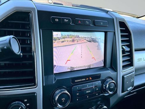 Used 2021 Ford F350 Lariat w/ Tremor Off-Road Package AWD/4WD image 27