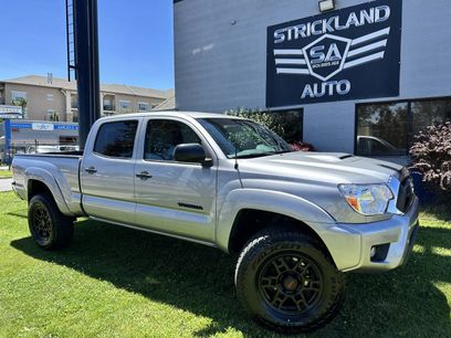 Used 2014 Toyota Tacoma 4x4 Double Cab w/ SR5 Package