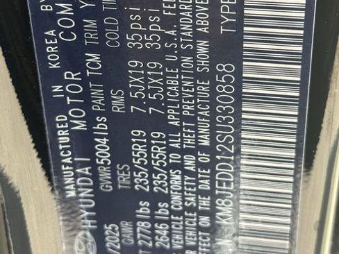 New 2025 Hyundai Tucson Limited image 32