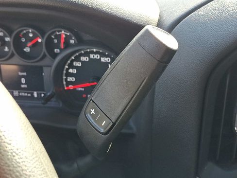 Used 2022 Chevrolet Silverado 1500 Custom Trail Boss AWD/4WD image 15
