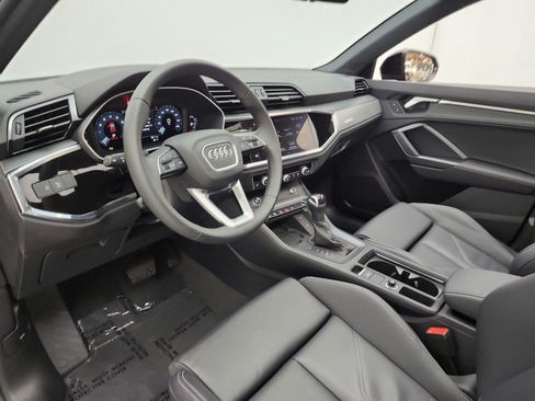 Used 2025 Audi Q3 2.0T Premium w/ Convenience Package AWD/4WD image 12