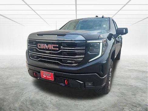 Used 2022 GMC Sierra 1500 AT4 w/ AT4 Premium Package AWD/4WD image 1