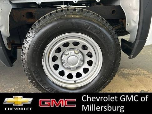 Used 2023 GMC Sierra 1500 Pro w/ Pro Value Package AWD/4WD image 10
