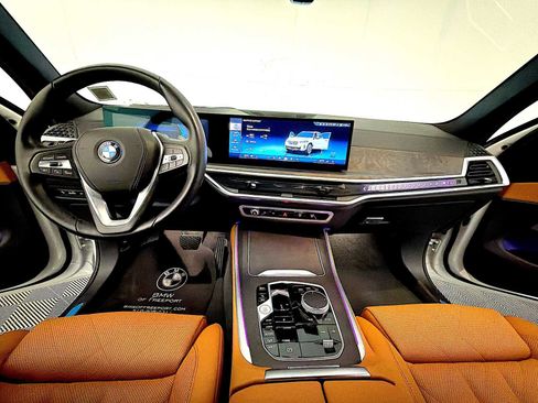 Certified 2024 BMW X5 xDrive50e w/ Premium Package image 12