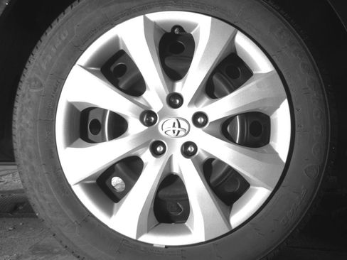 Used 2025 Toyota Corolla LE FWD image 15