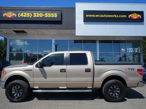 Used 2011 Ford F150 XLT w/ XTR Pkg AWD/4WD image 2