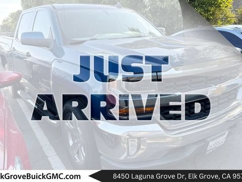 Used 2017 Chevrolet Silverado 1500 LT w/ All Star Edition AWD/4WD image 1