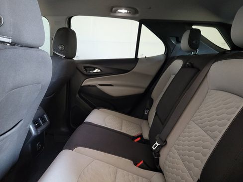 Used 2020 Chevrolet Equinox LS w/ LS Convenience Package FWD image 18