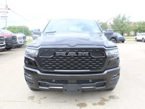 New 2026 RAM 1500 Express AWD/4WD image 10