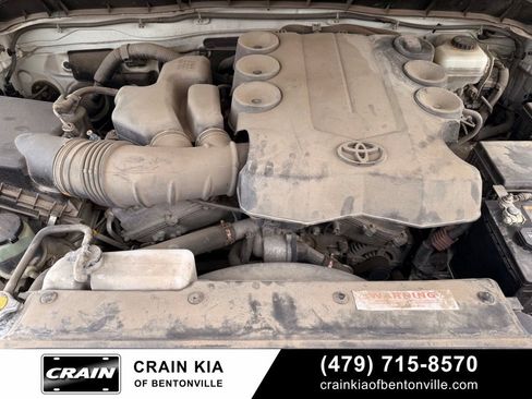 Used 2010 Toyota FJ Cruiser 4WD image 32