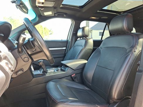 Used 2016 Ford Explorer Sport w/ Equipment Group 401A image 13