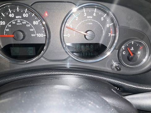 Used 2013 Jeep Wrangler Unlimited Sahara w/ Connectivity Group image 17