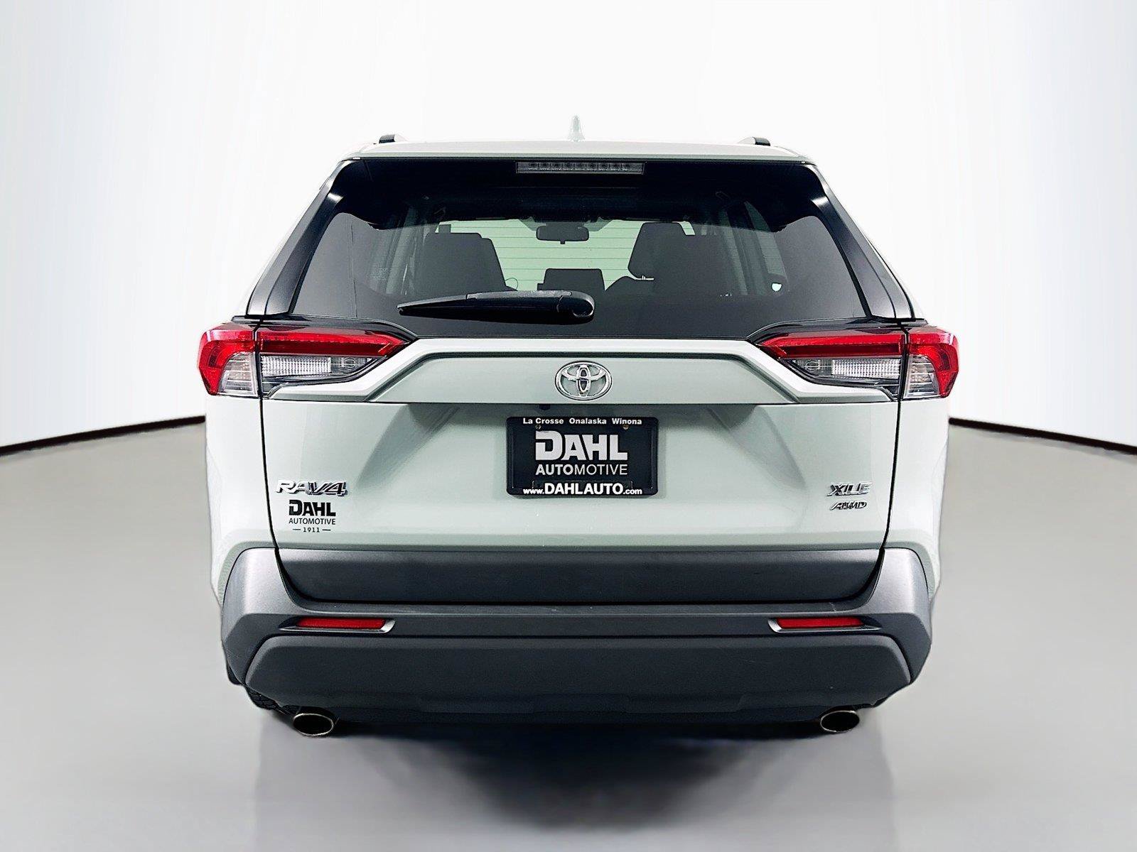Used 2019 Toyota RAV4 XLE w/ All Weather Liner Package AWD/4WD image 6
