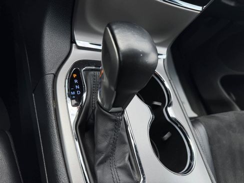 Used 2020 Jeep Grand Cherokee Altitude image 6