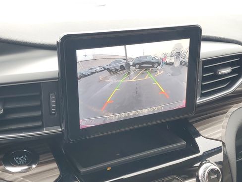 Used 2024 Ford Explorer Limited w/ Equipment Group 301A image 17