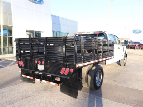 Used 2020 Ford F350 XL w/ Power Equipment Group image 12