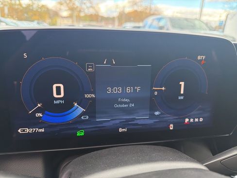 New 2026 Chevrolet Equinox EV LT image 7