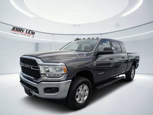 Used 2022 RAM 2500 Big Horn w/ Level A Equipment Group AWD/4WD image 7