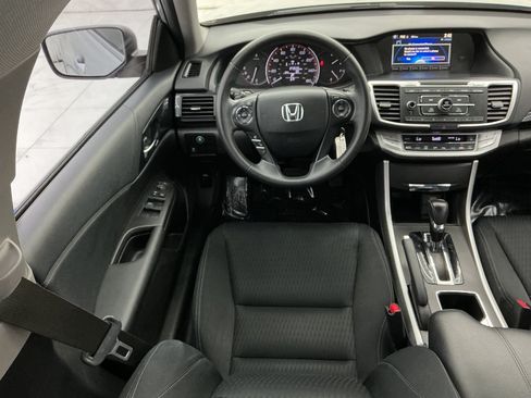 Used 2015 Honda Accord Sport image 30