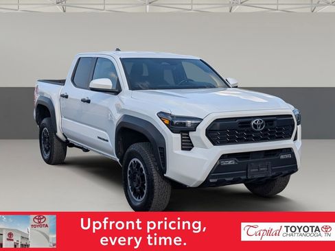 Used 2024 Toyota Tacoma TRD Off-Road AWD/4WD image 1